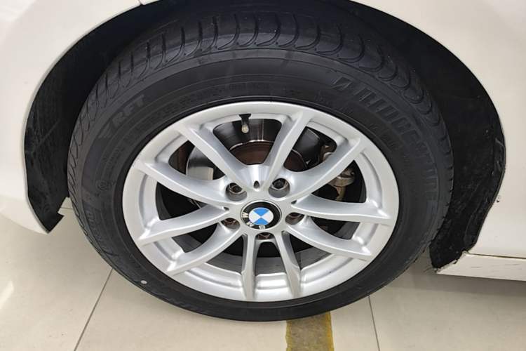 Used BMW 1 Series 2018 118i Leading Model Left Front Wheel Hub