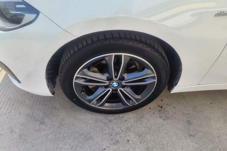 Used BMW 1 Series 2018 118i Sport Edition Left Front Wheel Hub
