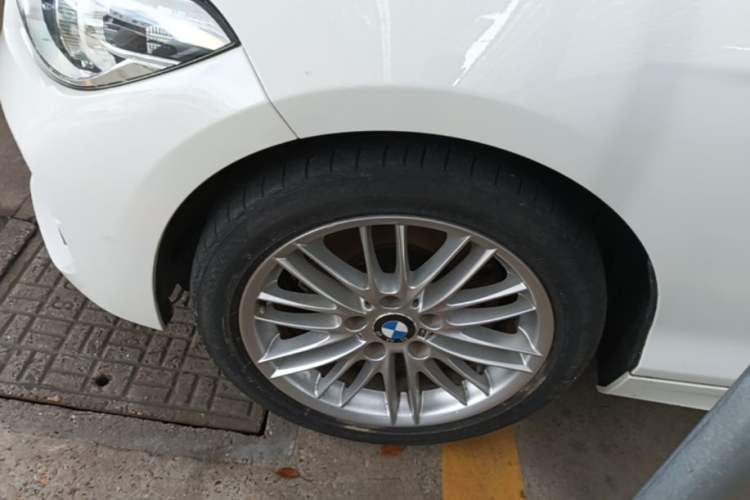 Used BMW 1 Series 2018 120i M Sport Package Left Front Wheel Hub