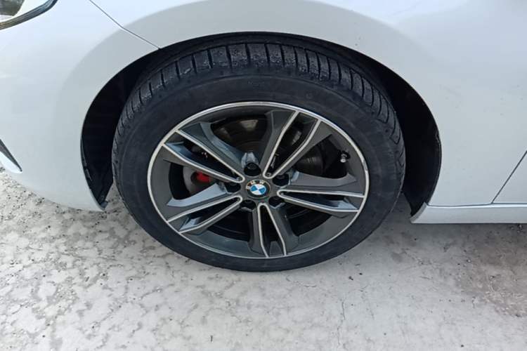 Used BMW 1 Series 2018 Facelifted 118i Sport Edition Left Front Wheel Hub