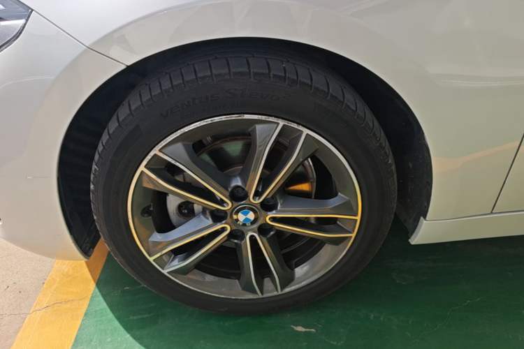 Used BMW 1 Series 2018 Facelifted 118i Sport Edition Left Front Wheel Hub