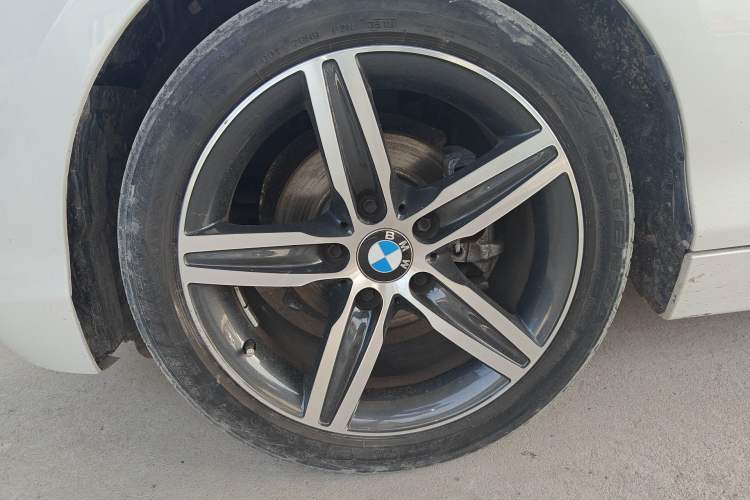 Used BMW 1 Series 2018 118i Sport Design Package Left Front Wheel Hub