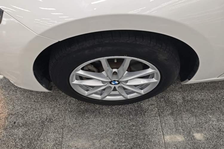 Used BMW 1 Series 2018 118i Fashion Model Left Front Wheel Hub