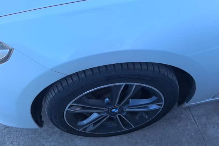 Used BMW 1 Series 2018 118i Sport Edition Left Front Wheel Hub
