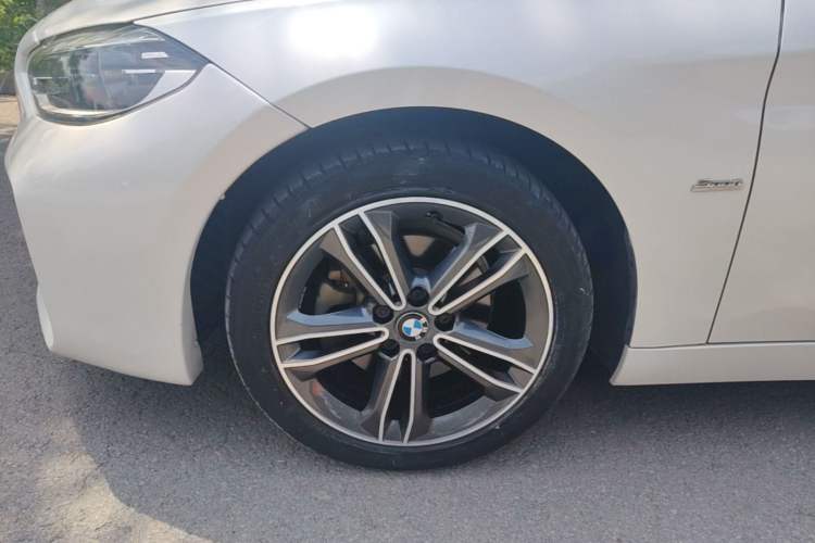 Used BMW 1 Series 2018 118i Sport Edition Left Front Wheel Hub