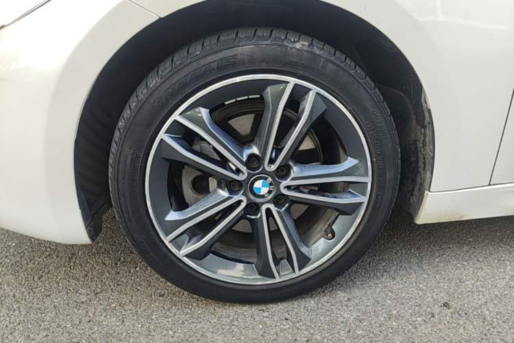 Used BMW 1 Series 2018 Facelifted 118i Sport Edition Left Front Wheel Hub