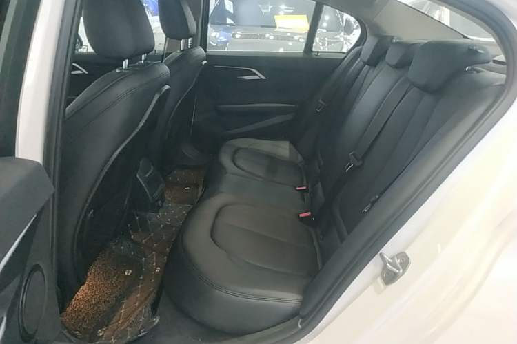 Used BMW 1 Series 2018 118i Sport Edition Left Rear Seat