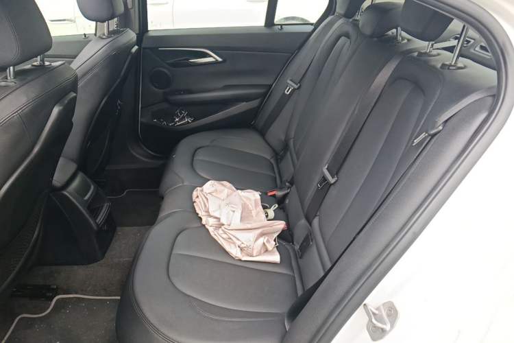 Used BMW 1 Series 2018 118i Sport Edition Left Rear Seat