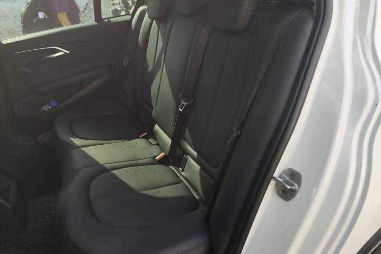 Used BMW 1 Series 2018 118i Sport Edition Left Rear Seat