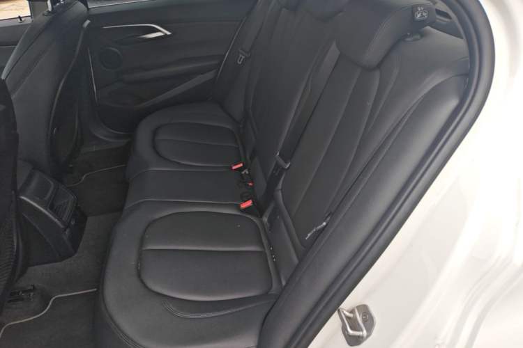 Used BMW 1 Series 2018 118i Sport Edition Left Rear Seat