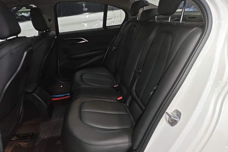 Used BMW 1 Series 2018 118i Sport Edition Left Rear Seat