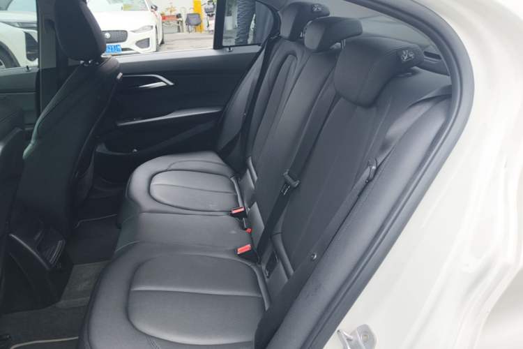 Used BMW 1 Series 2018 118i Sport Edition Left Rear Seat