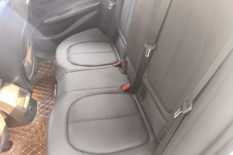 Used BMW 1 Series 2018 118i Sport Edition Left Rear Seat