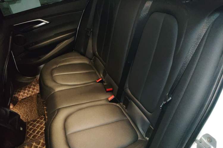 Used BMW 1 Series 2018 118i Sport Edition Left Rear Seat