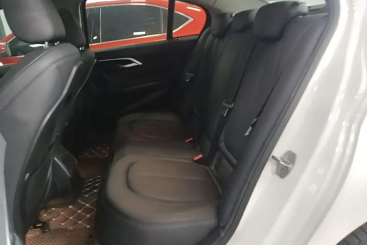Used BMW 1 Series 2018 118i Sport Edition Left Rear Seat