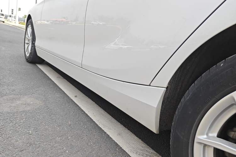 Used BMW 1 Series 2018 118i Leading Model Left Side Sill
