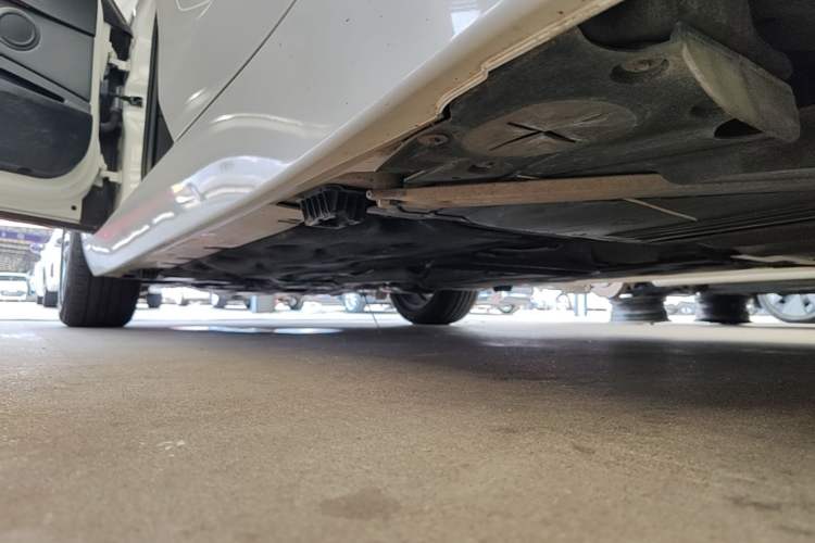 Used BMW 1 Series 2018 118i Sport Edition Left Side Sill