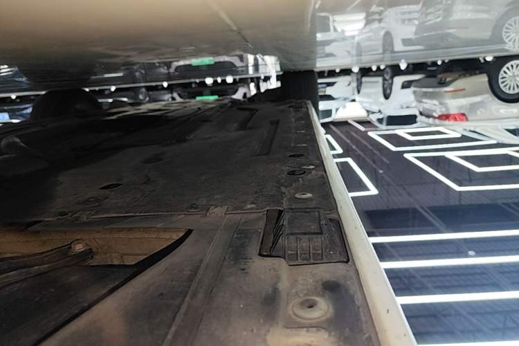 Used BMW 1 Series 2018 118i Leading Model Left Side Sill