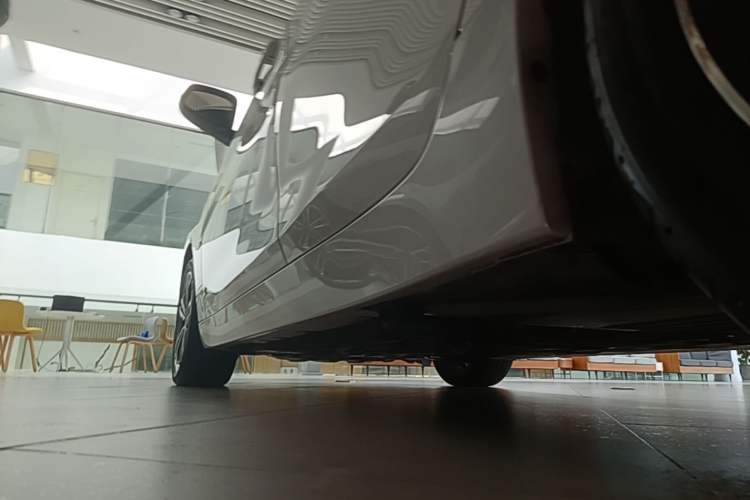 Used BMW 1 Series 2018 118i Sport Edition Left Side Sill