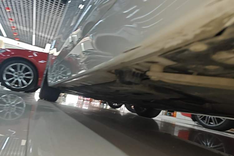 Used BMW 1 Series 2018 118i Sport Edition Left Side Sill