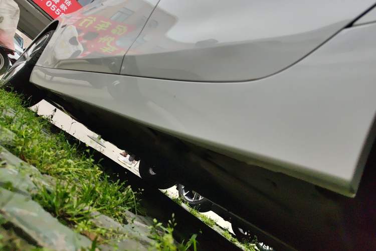 Used BMW 1 Series 2018 120i Design Package Model Left Side Sill