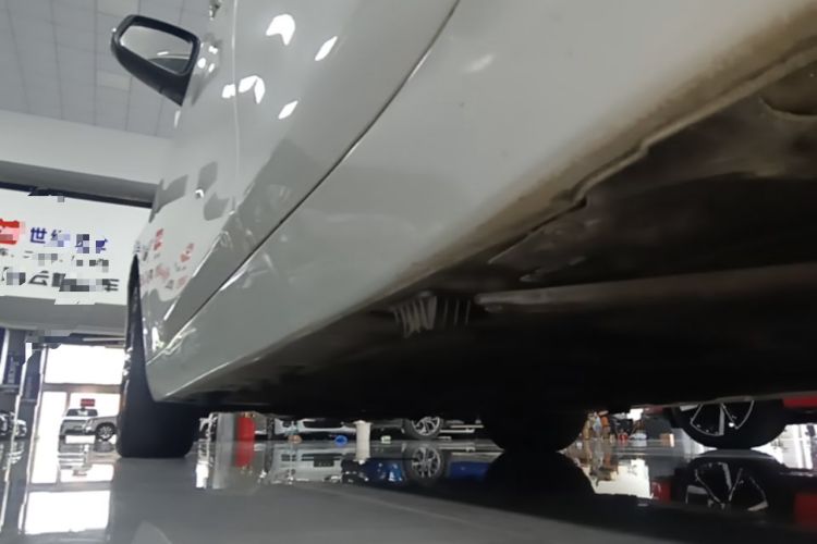 Used BMW 1 Series 2018 118i Sport Edition Left Side Sill