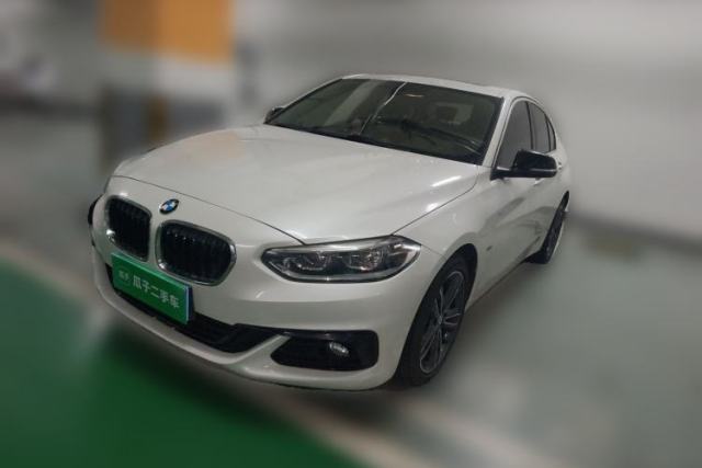 BMW 1 Series 2018 118i Sport Edition مستعملة