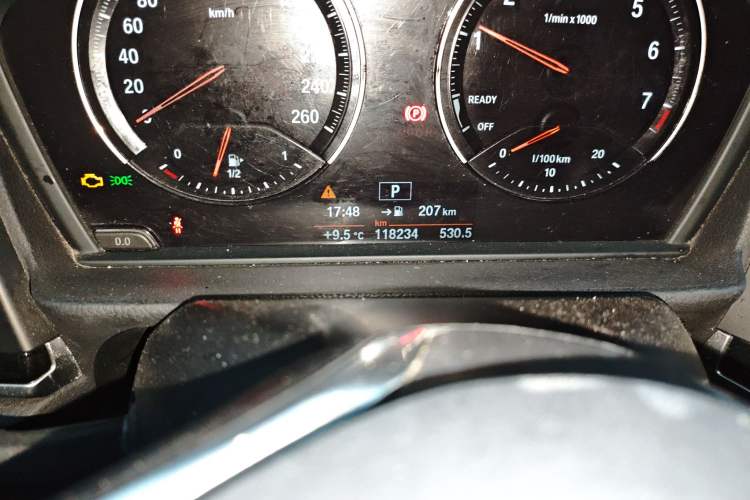 Used BMW 1 Series 2018 118i Sport Edition Odometer Close Up
