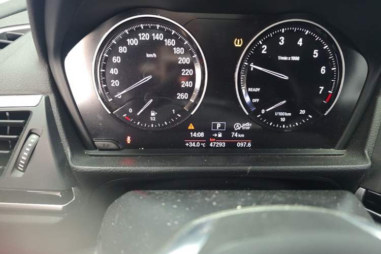 Used BMW 1 Series 2018 118i Sport Edition Odometer Close Up