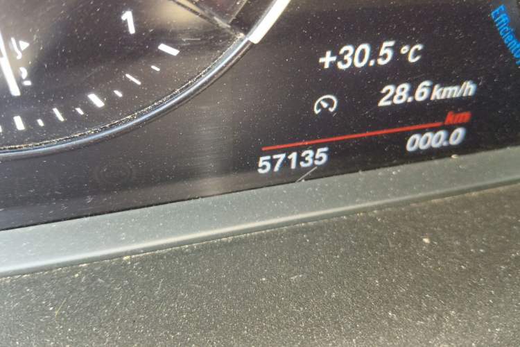 Used BMW 1 Series 2018 Facelifted 118i Design Package Edition Odometer Close Up