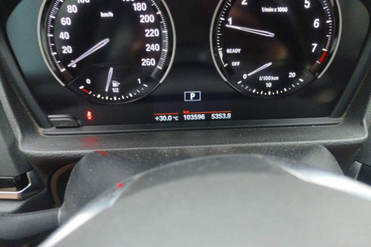 Used BMW 1 Series 2018 118i Sport Edition Odometer Close Up