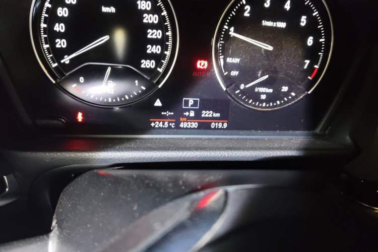 Used BMW 1 Series 2018 118i Sport Edition Odometer Close Up