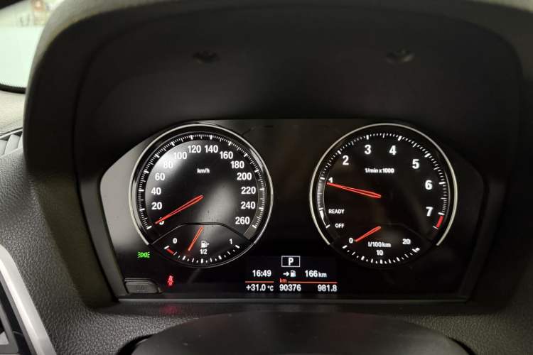 Used BMW 1 Series 2018 118i Sport Design Package Odometer Close Up