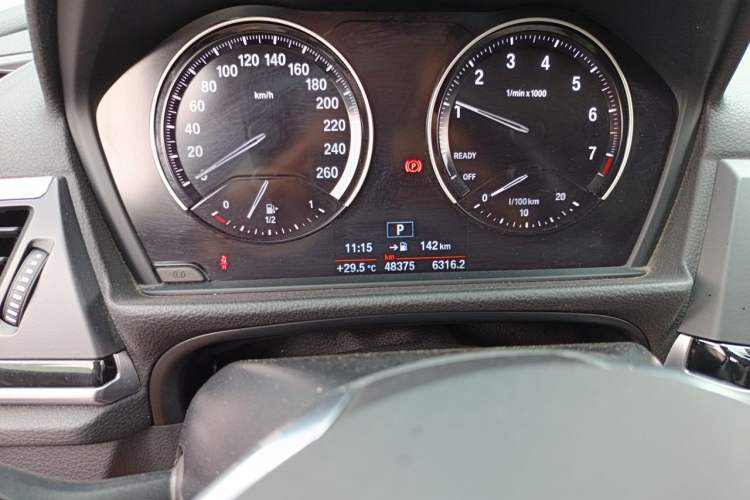 Used BMW 1 Series 2018 118i Sport Edition Odometer Close Up