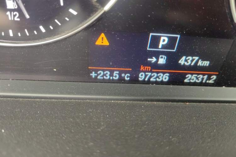 Used BMW 1 Series 2018 Facelifted 118i Sport Edition Odometer Close Up