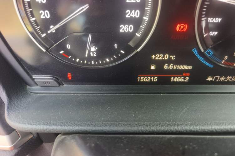 Used BMW 1 Series 2018 120i Design Package Model Odometer Close Up