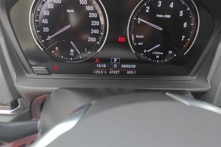 Used BMW 1 Series 2018 118i Sport Edition Odometer Close Up