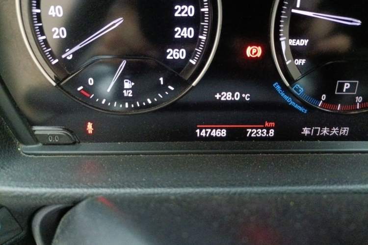 Used BMW 1 Series 2018 Restyled 120i Design Package Edition Odometer Close Up