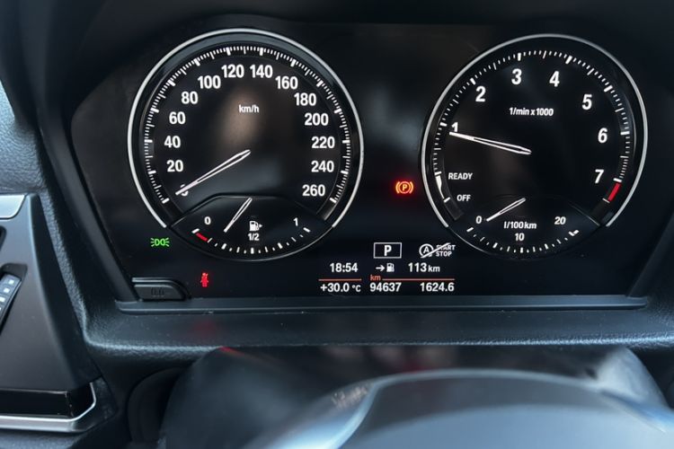 Used BMW 1 Series 2018 Facelifted 118i Sport Edition Odometer Close Up