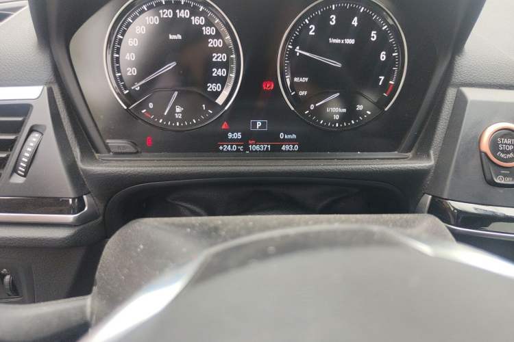 Used BMW 1 Series 2018 118i Sport Edition Odometer Close Up