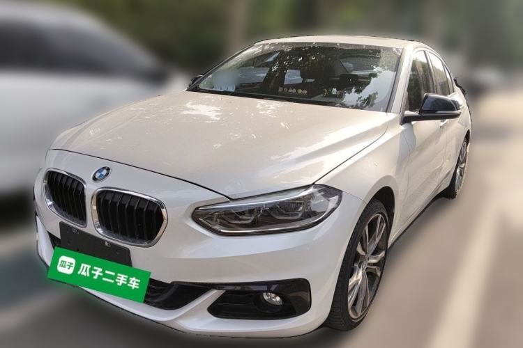 Used BMW 1 Series 2018 120i Design Package Model Guazi used car, China used car export, Used car for sale, Used  cars, Cheapest cars for sale