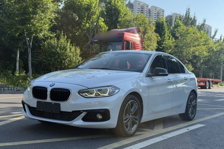 Used BMW 1 Series 2018 Facelifted 118i Sport Edition Guazi used car, China used car export, Used car for sale, Used cars, Cheapest cars for sale