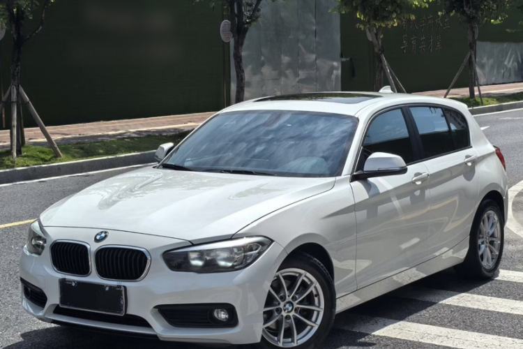 Used BMW 1 Series 2018 118i Leading Model Guazi used car, China used car export, Used car for sale, Used  cars, Cheapest cars for sale