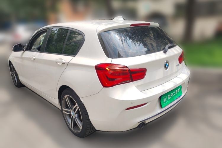 Used BMW 1 Series 2018 118i Sport Design Package Rear Left 45 Deg