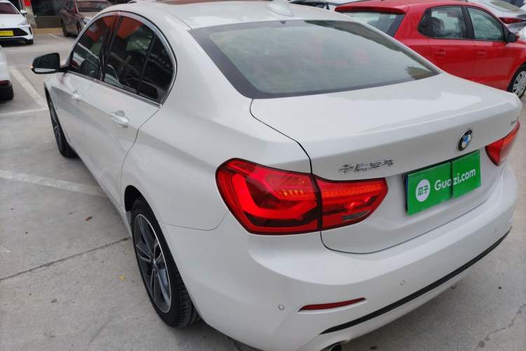 Used BMW 1 Series 2018 118i Sport Edition Rear Left 45 Deg