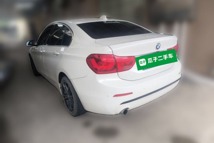 Used BMW 1 Series 2018 118i Sport Edition Rear Left 45 Deg