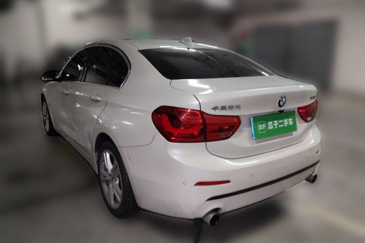 Used BMW 1 Series 2018 118i Design Package Edition Rear Left 45 Deg