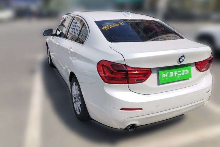 Used BMW 1 Series 2018 118i Fashion Model Rear Left 45 Deg