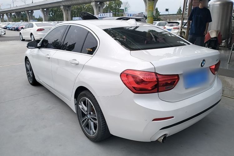 Used BMW 1 Series 2018 118i Sport Edition Rear Left 45 Deg