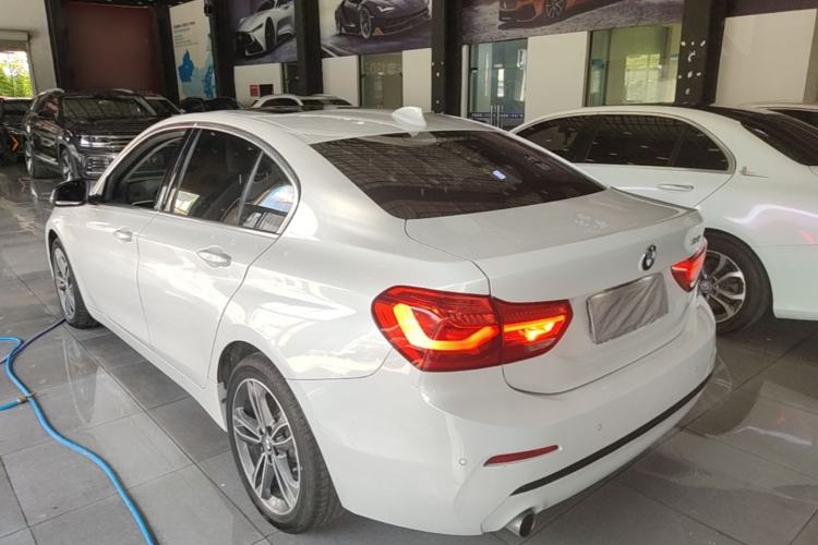 Used BMW 1 Series 2018 118i Sport Edition Rear Left 45 Deg